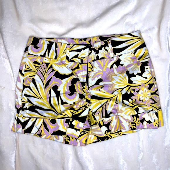 NY&COMPANY Floral Shorts - Picture 1 of 2